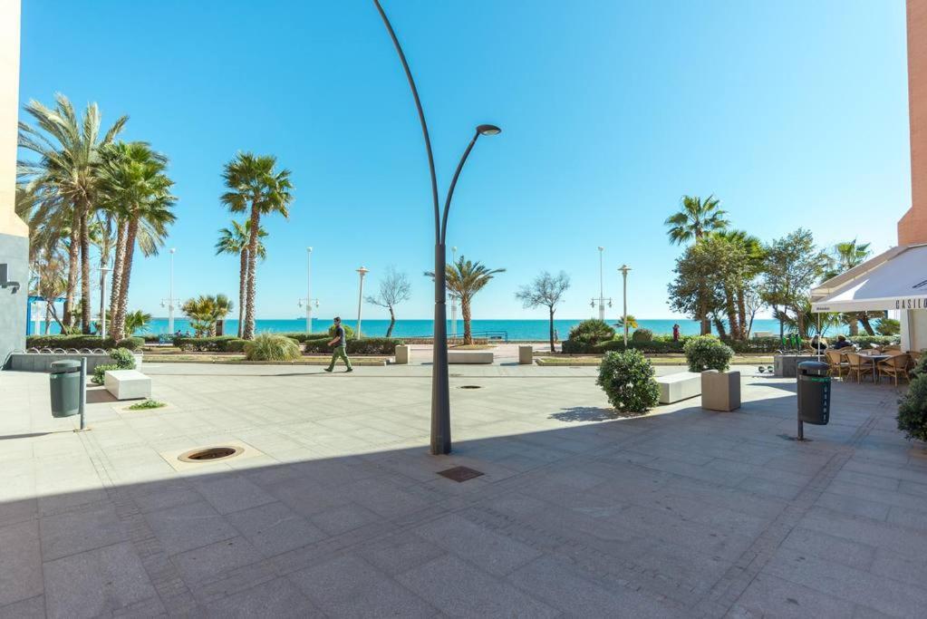 Apartamento Top Vistas Al Mar Apartment Малага Екстериор снимка